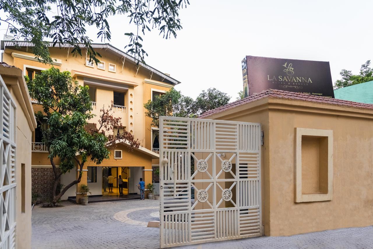 La Savanna Hotel Kalagarh Exterior photo